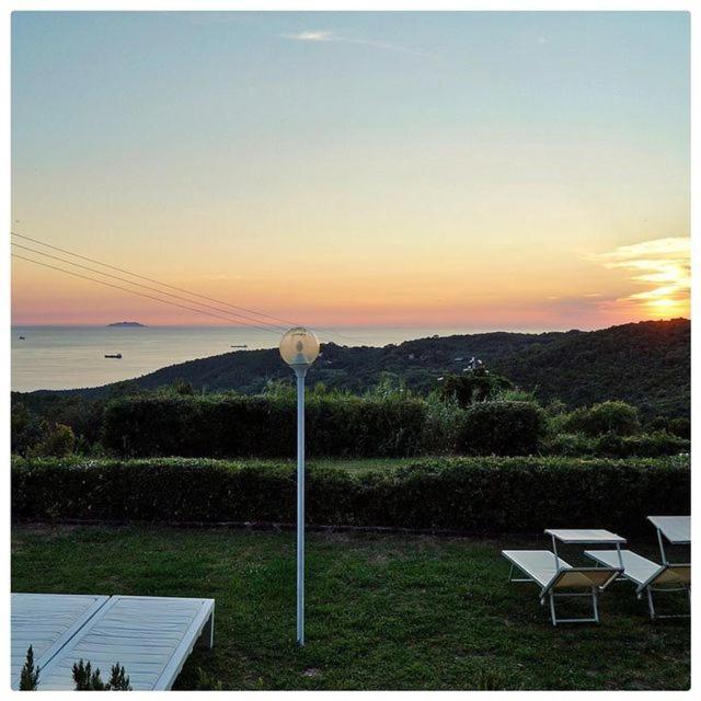 B&B Il Piccolo Paradiso Montenero  ภายนอก รูปภาพ