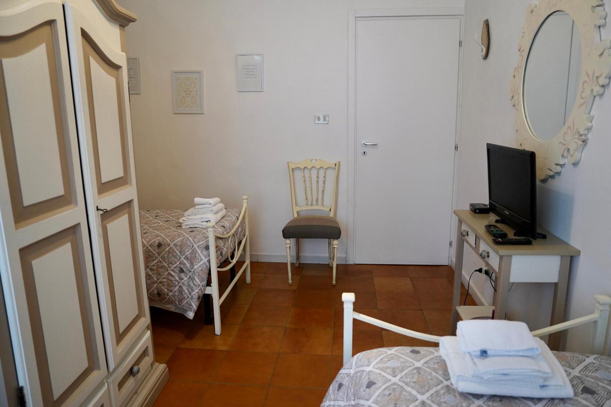B&B Il Piccolo Paradiso Montenero  ภายนอก รูปภาพ