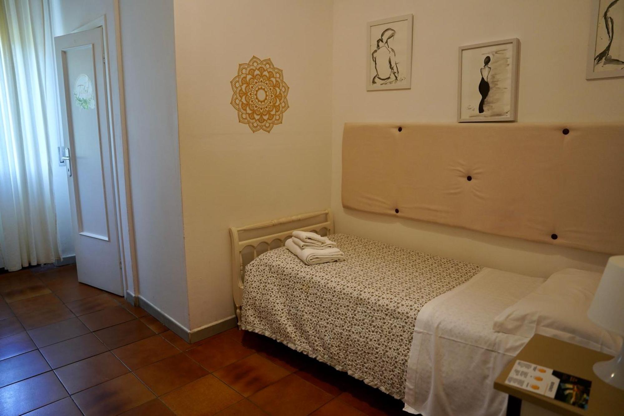 B&B Il Piccolo Paradiso Montenero  ภายนอก รูปภาพ